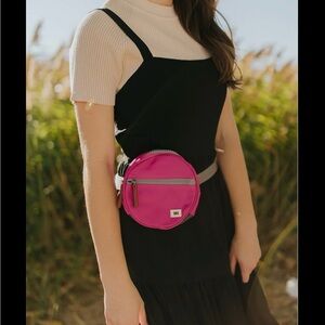 NWOT ORI London Paddington D Hip Bag Round Crossbody Bag